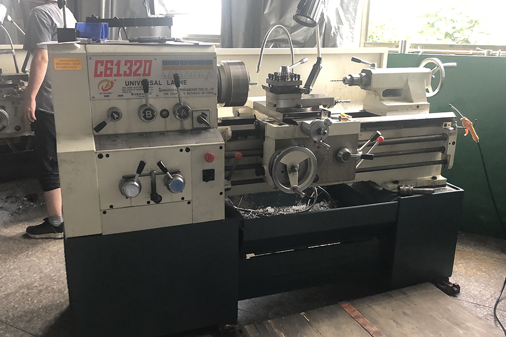 廠房設(shè)備-紹興易聯(lián)智能裝備有限公司